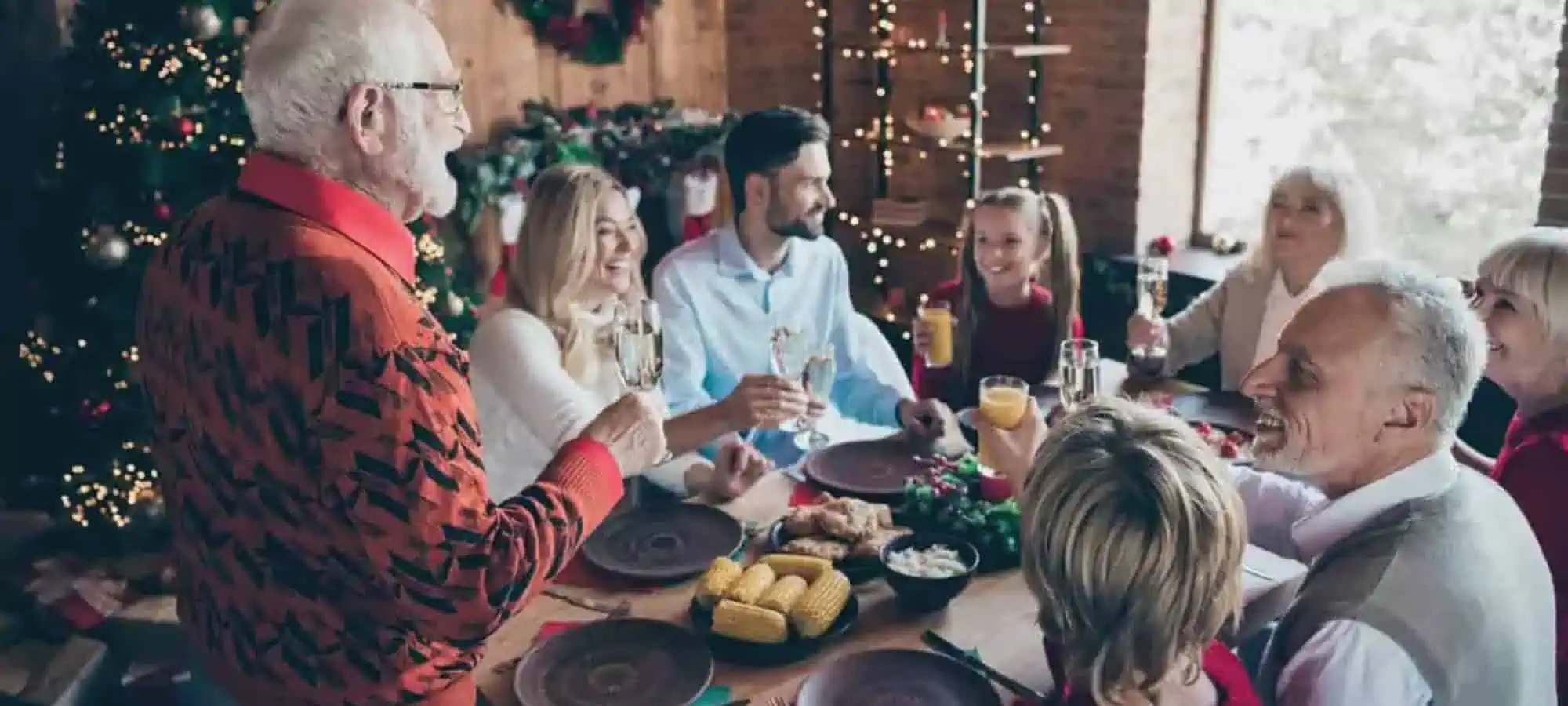 Family at christmas around the table