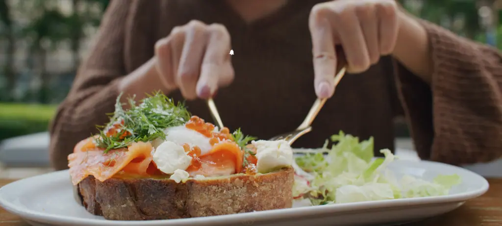 lactose-free eating salmon 